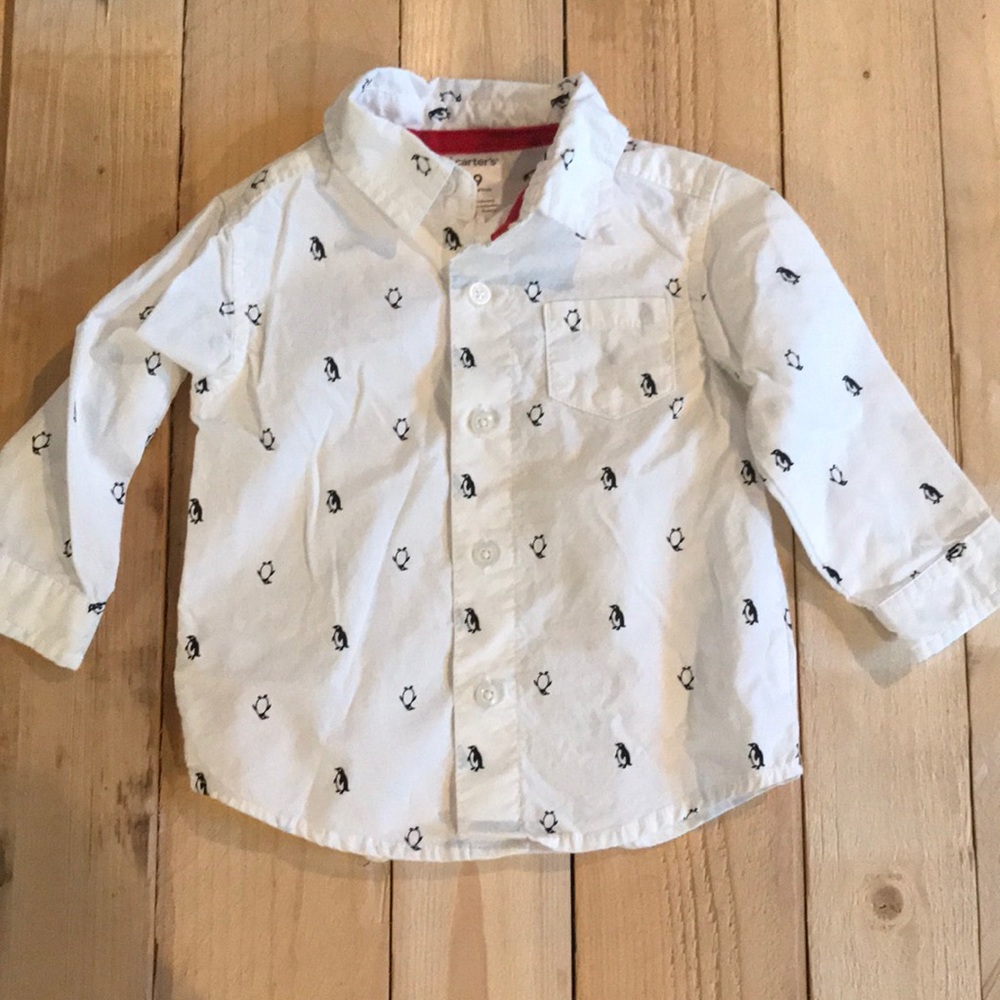 Like new! Carter’s baby buttondown
